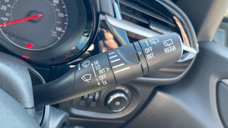 Vauxhall Corsa 1.2 Design 5dr Petrol Hatchback